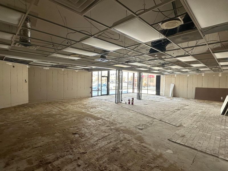 17 W Schrock Road , Westerville, OH 43081 Photo 12