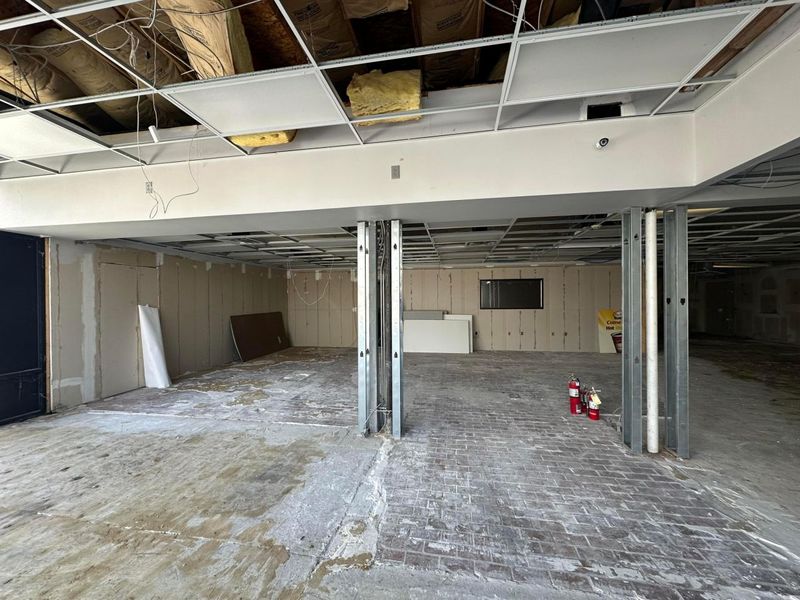 17 W Schrock Road , Westerville, OH 43081 Photo 7