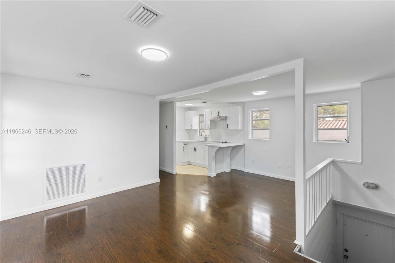 1408 SW 19th Ter, Unit 1406, Miami, FL 33145 Photo