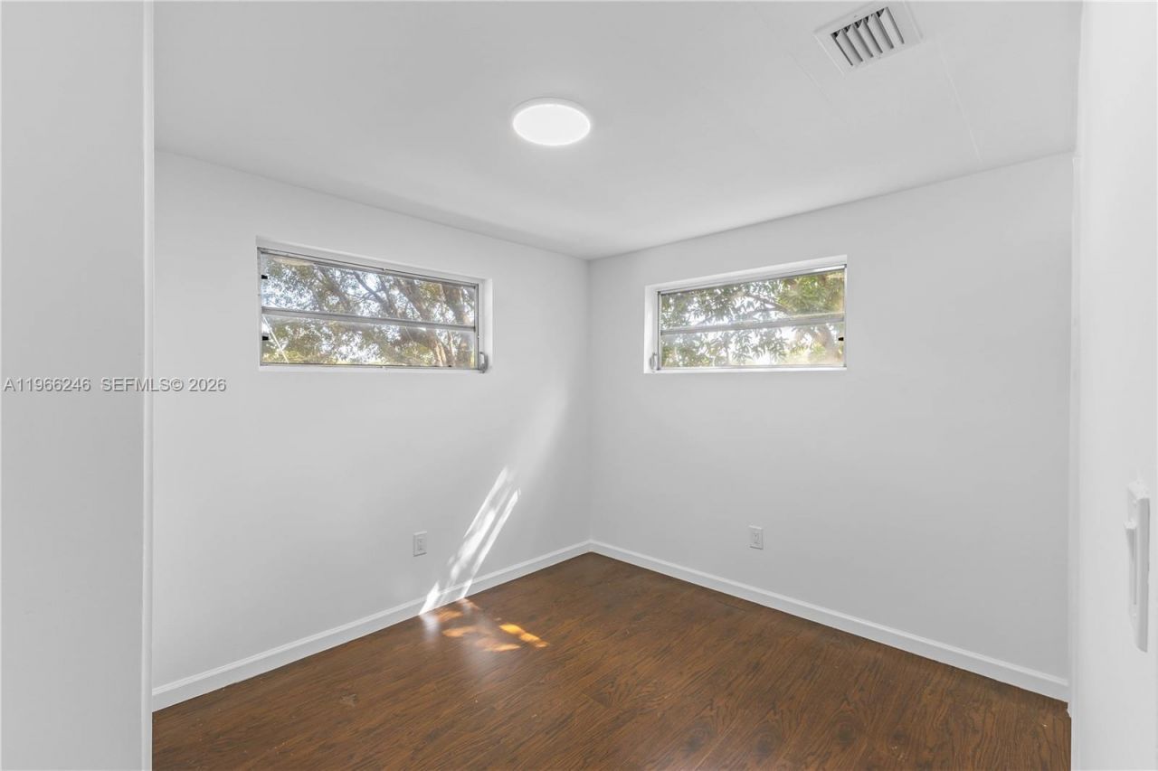 1408 SW 19th Ter, Unit 1406, Miami, FL 33145 Photo