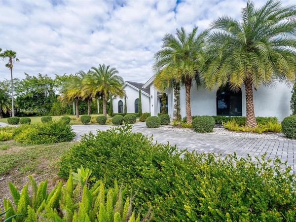 17795 SW 158th St , Miami, FL 33187