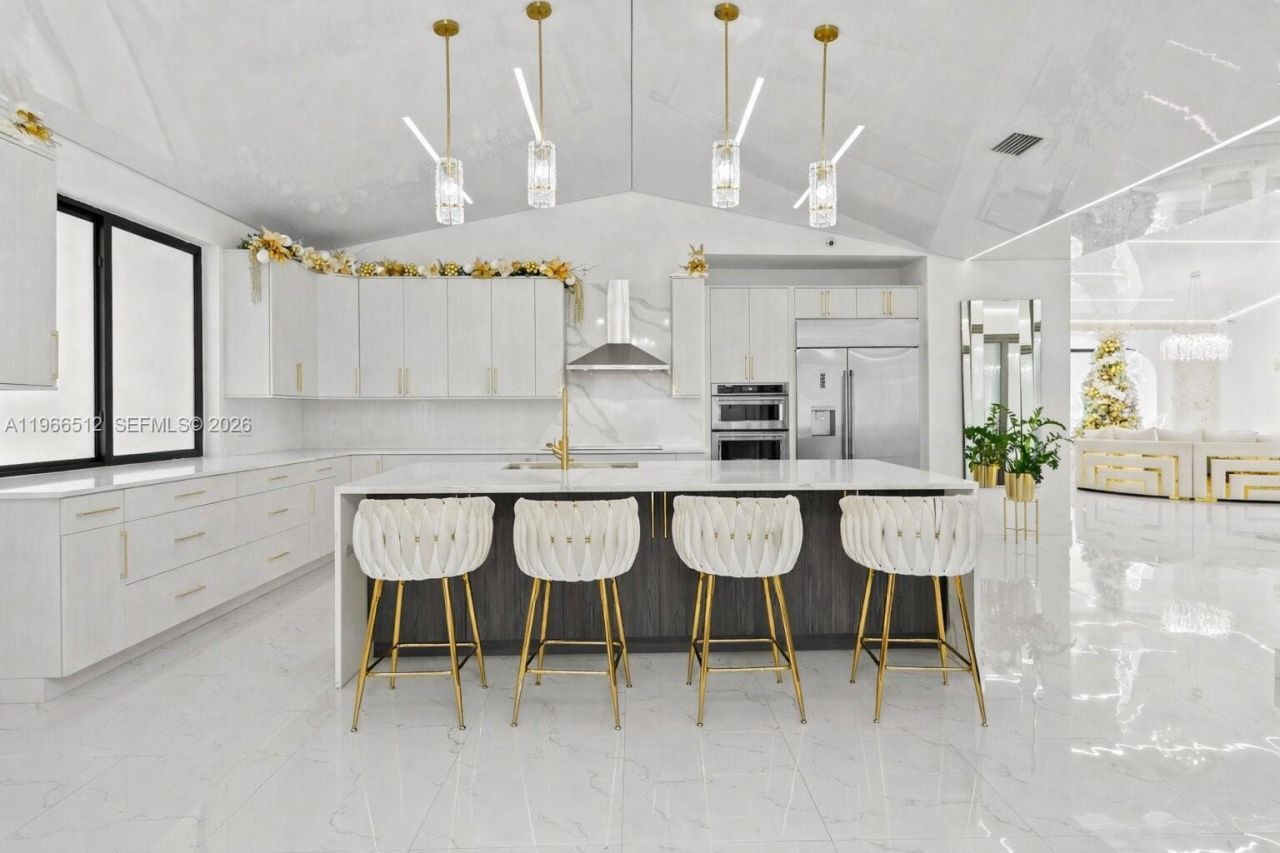 17795 SW 158th St , Miami, FL 33187 Photo