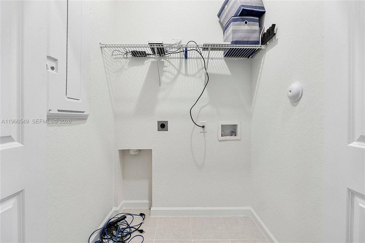 2361 NW 125th St , Miami, FL 33167 Photo