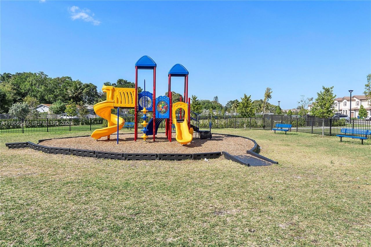 2361 NW 125th St , Miami, FL 33167 Photo