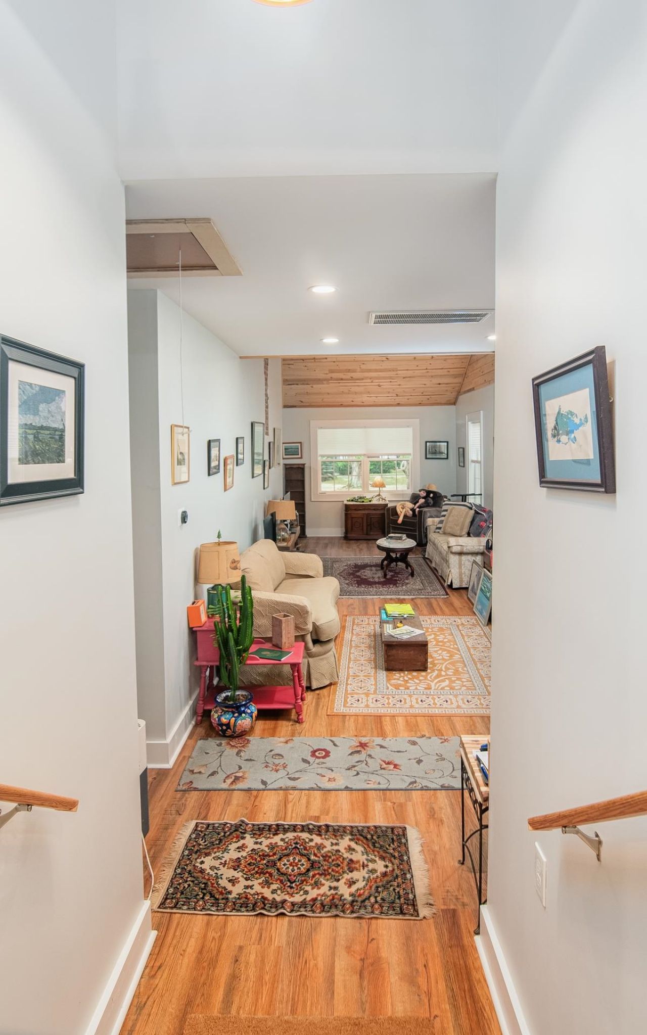 108 Howard St. Photo 11