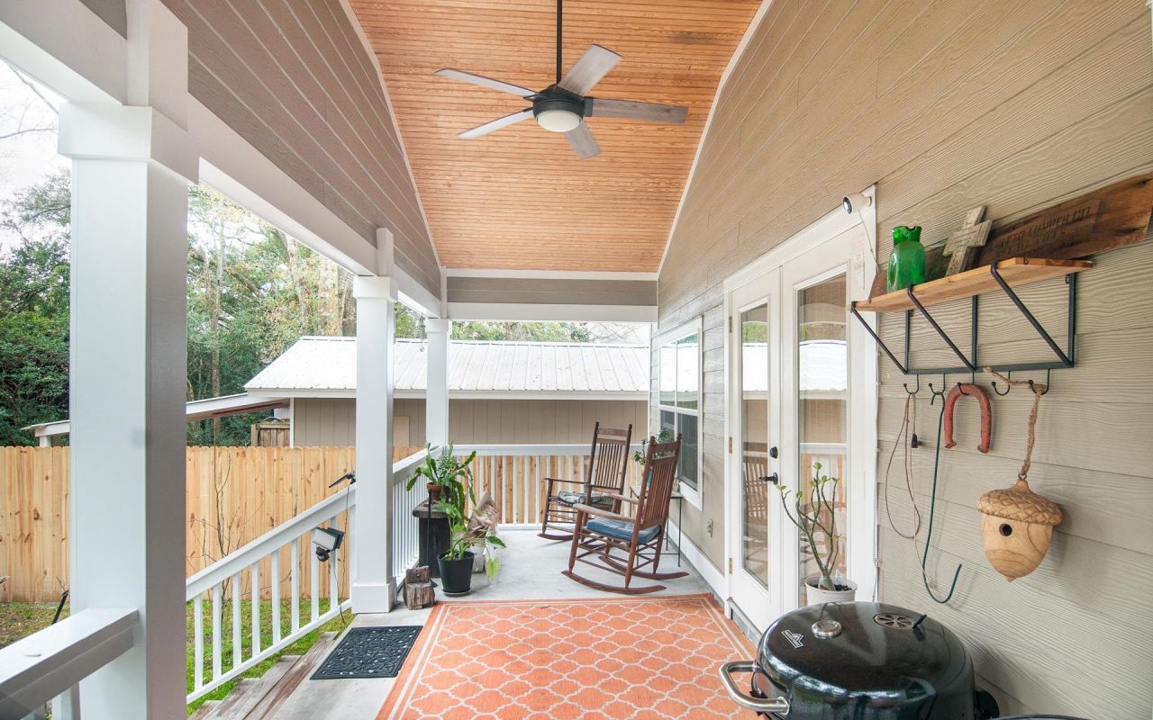 108 Howard St. Photo 17