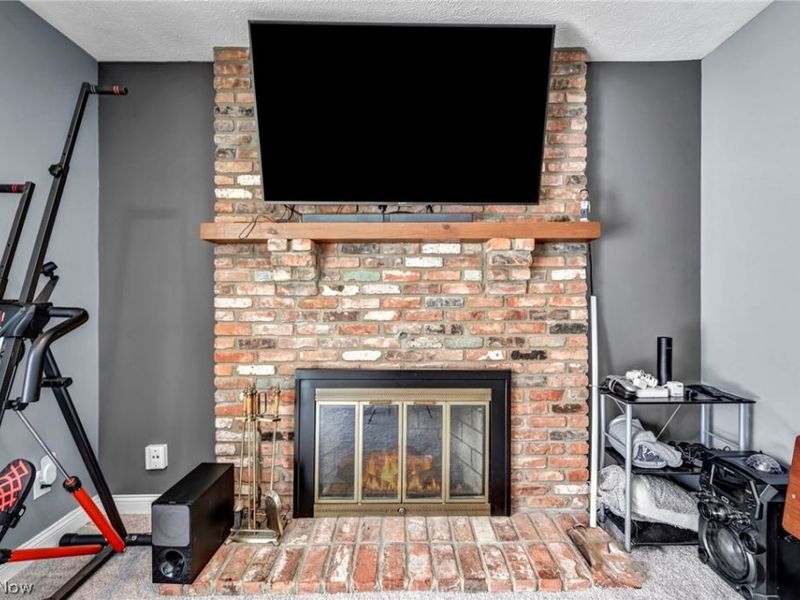 931 Daryl Drive, Cleveland, OH 44124 Photo 24