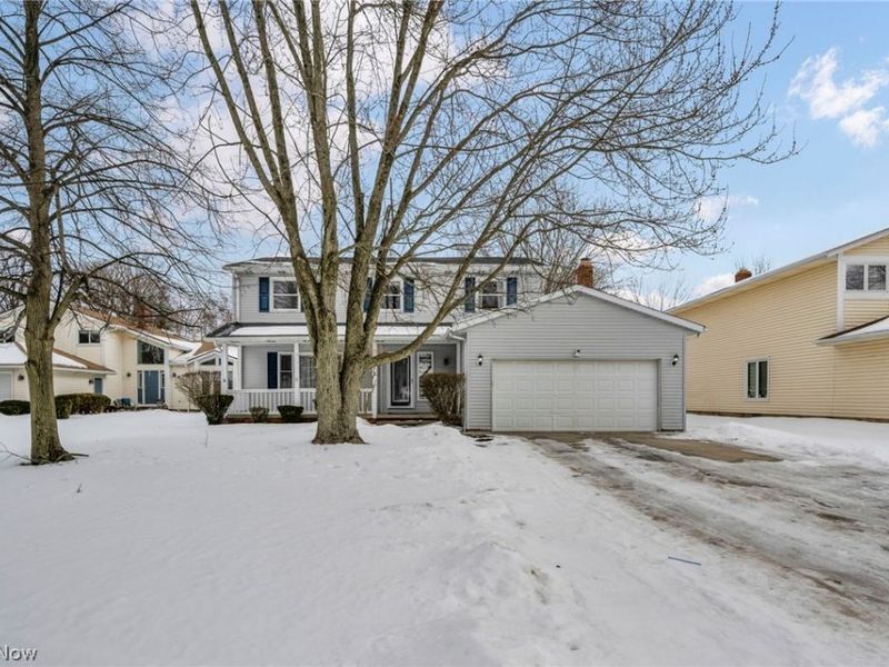 931 Daryl Drive, Cleveland, OH 44124 Photo 3