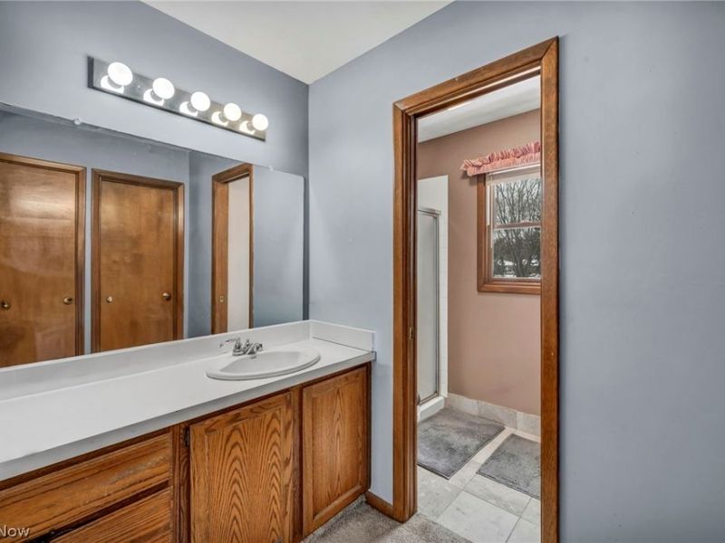 931 Daryl Drive, Cleveland, OH 44124 Photo 34