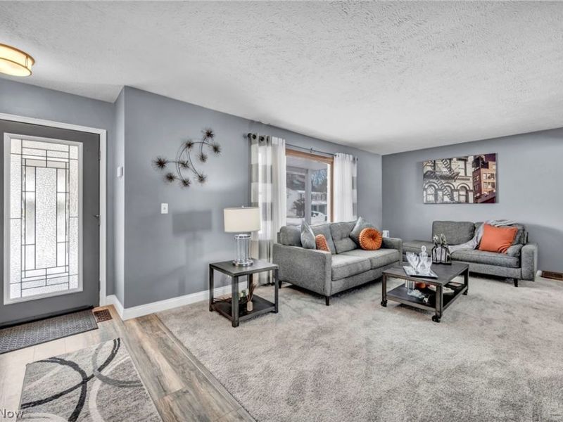 931 Daryl Drive, Cleveland, OH 44124 Photo 8