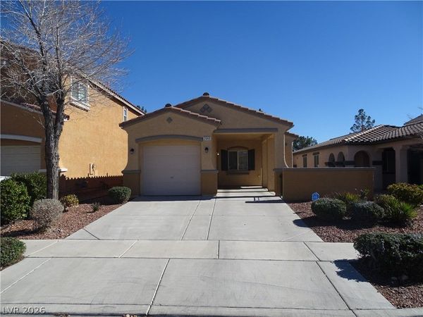 2040 Towering Pines Street, Las Vegas, NV 89135