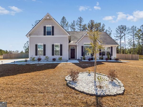 102 Wave Break Court, Kingsland, GA 31548