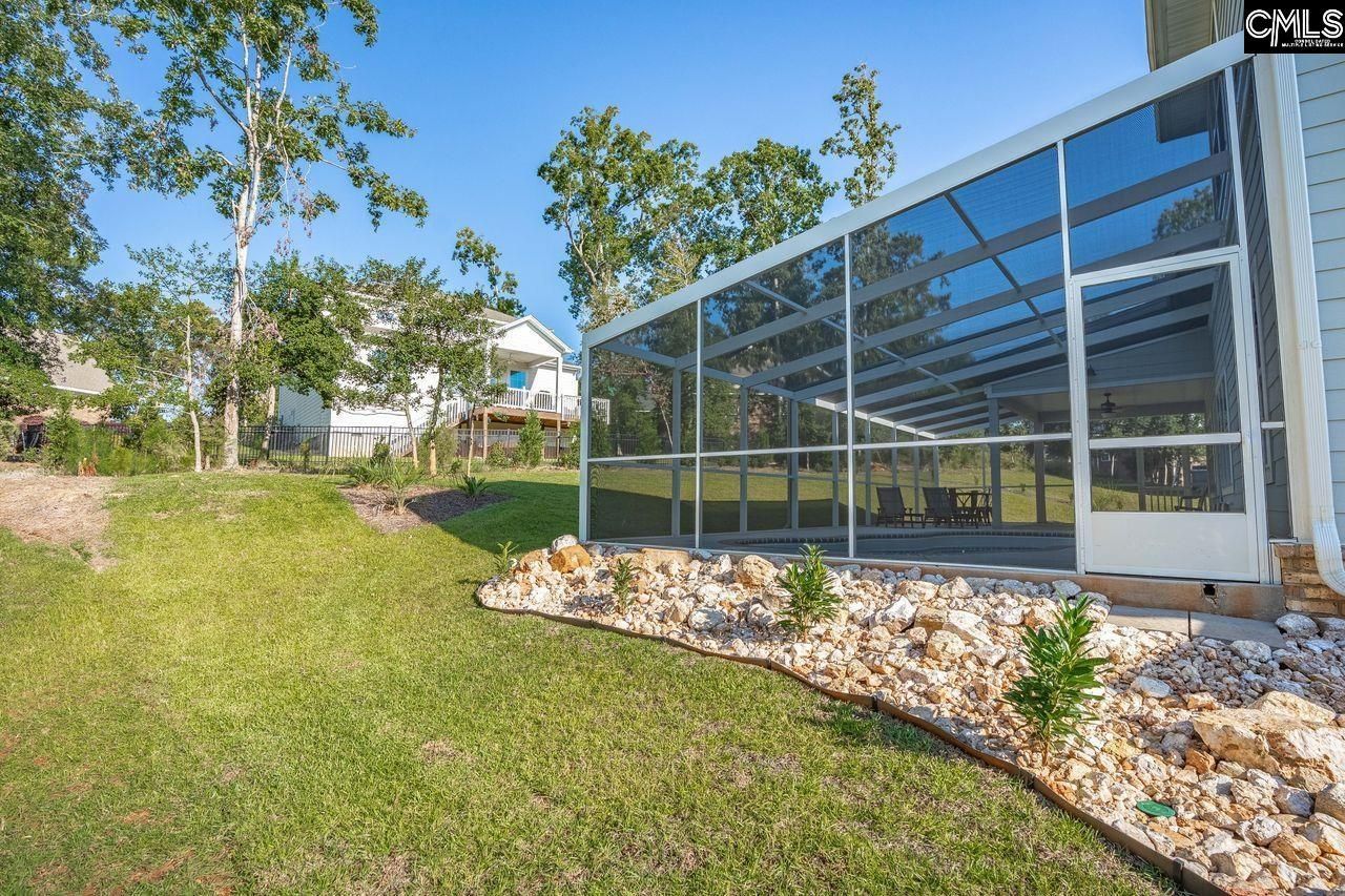 201 Edgewood Drive  Photo 31