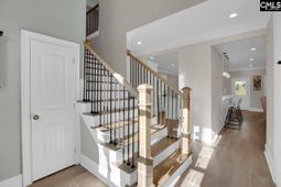 201 Edgewood Drive  photo 4