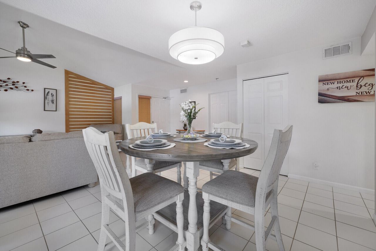 5521 Coach House Circle, Unit D, Boca Raton, FL 33486 Photo