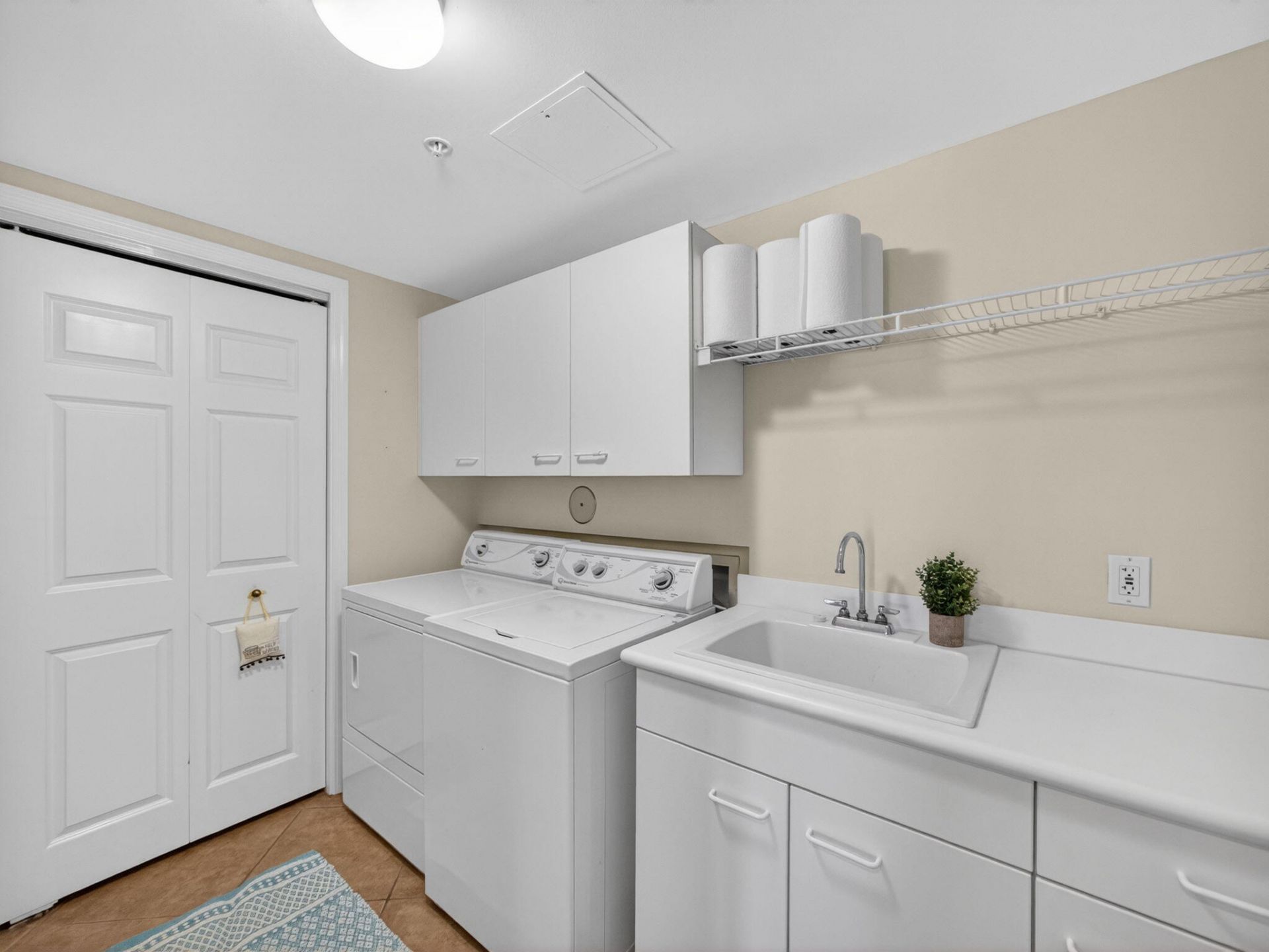 340 S Us Highway 1, Unit 405, Jupiter, FL 33477 Photo