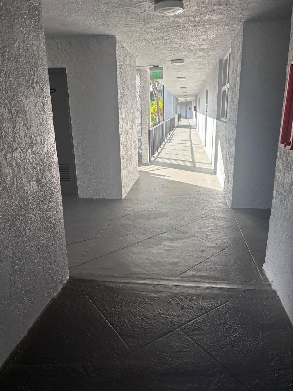 9081 Lime Bay Boulevard, Unit 211, Tamarac, FL 33321 Photo