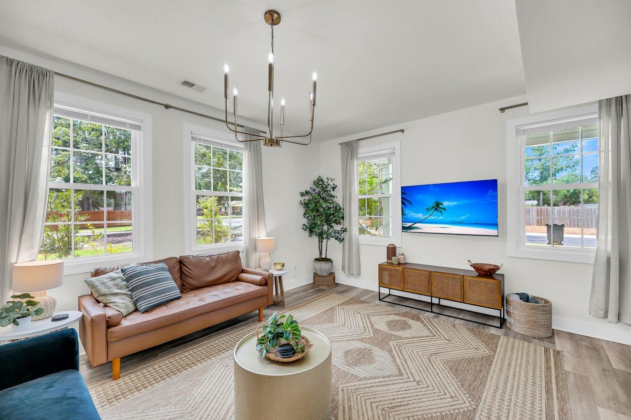 8700 Jenny Lind Street Photo 10