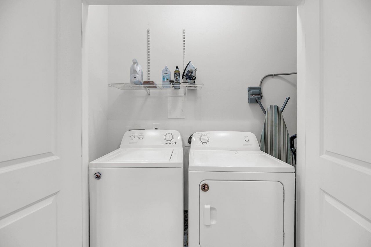 8700 Jenny Lind Street Photo 18