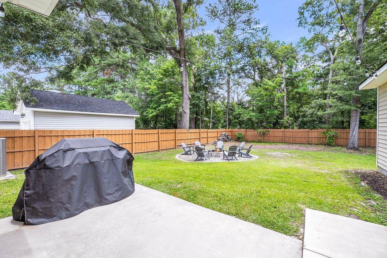 8700 Jenny Lind Street Photo 30