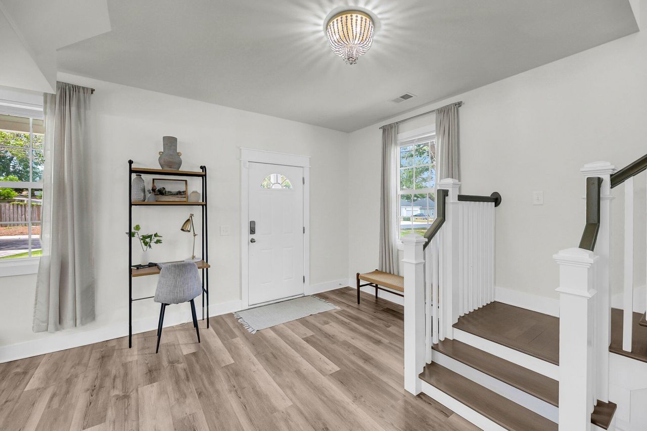 8700 Jenny Lind Street Photo 6