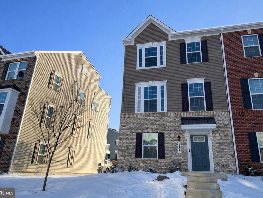 134 Summit Point Boulevard , Bowie, MD 20716 Main Photo