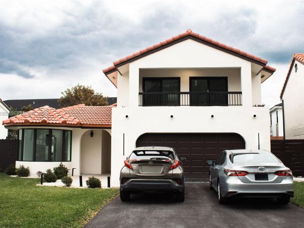 10433 SW 118th Ct , Miami, FL 33186