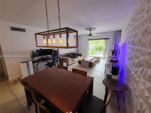 Unit 507, Pinecrest, FL 33156