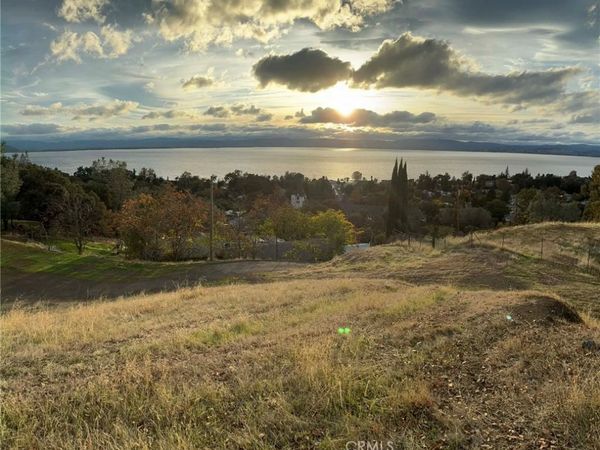 3891 Sunset, Lucerne, CA 95458