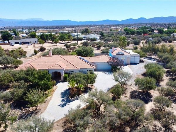 10234 Clover Drive, Oak Hills, CA 92344