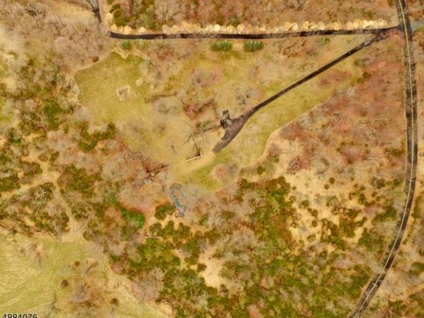 20 Dryden Rd, Bernardsville, NJ 07924