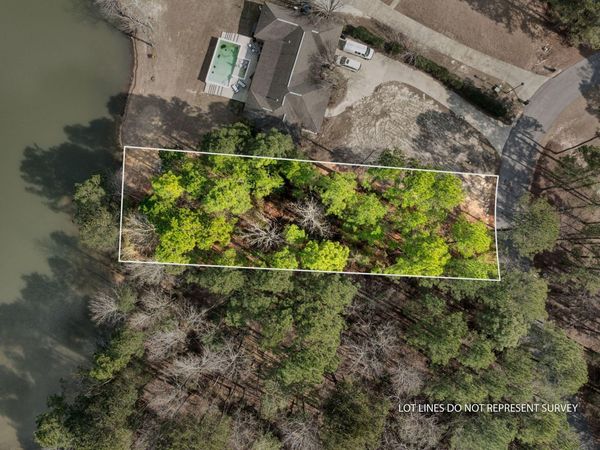 000 Lynell Loop, Hattiesburg, MS 39402