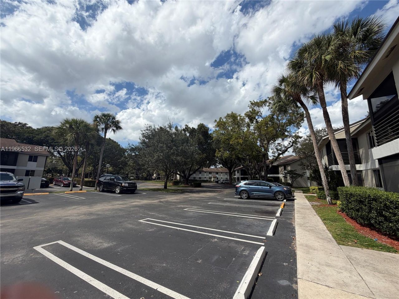 104 Gardens Dr, Unit 203, Pompano Beach, FL 33069 Photo