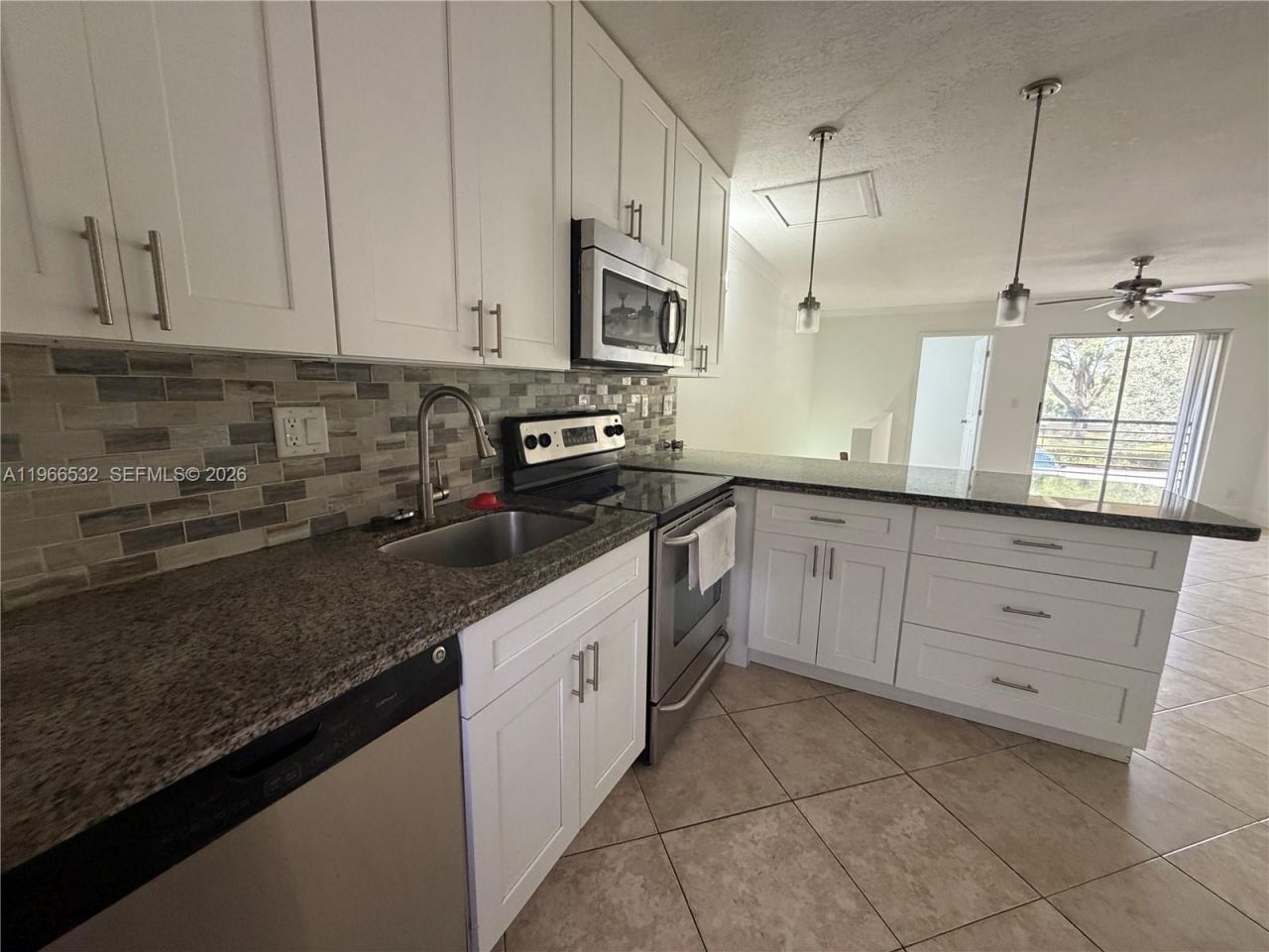 104 Gardens Dr, Unit 203, Pompano Beach, FL 33069 Photo