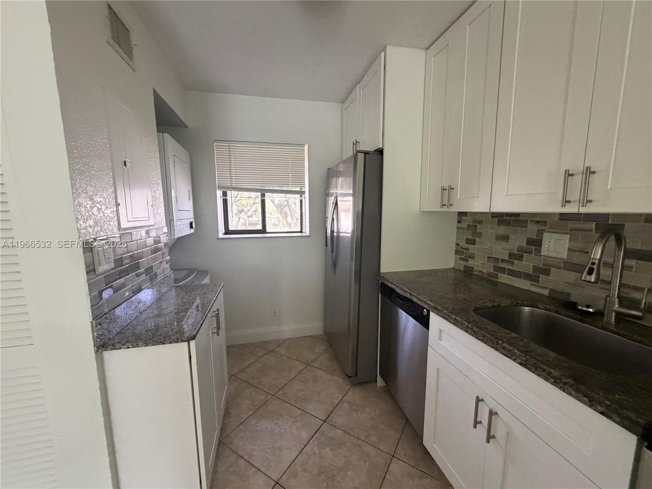 104 Gardens Dr, Unit 203, Pompano Beach, FL 33069 Photo