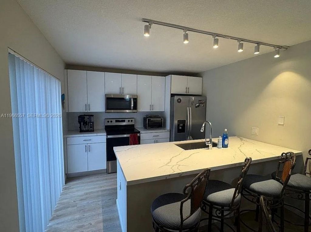 6222 62nd Way, West Palm Beach, FL 33409 Photo