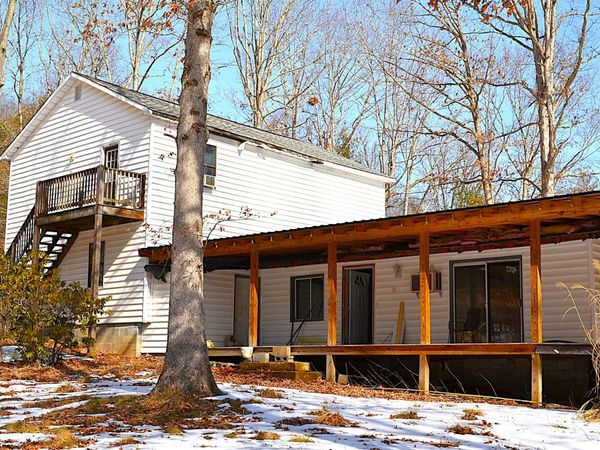 7649/7671 Moncove Lake Rd, Gap Mills, WV 24941