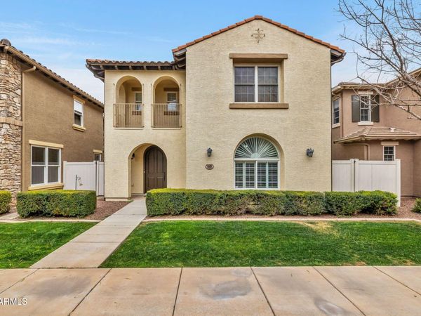 849 S HENRY Lane, Gilbert, AZ 85296