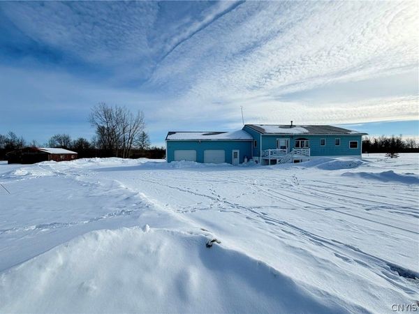 10680 Middle Road, Dexter, NY 13634