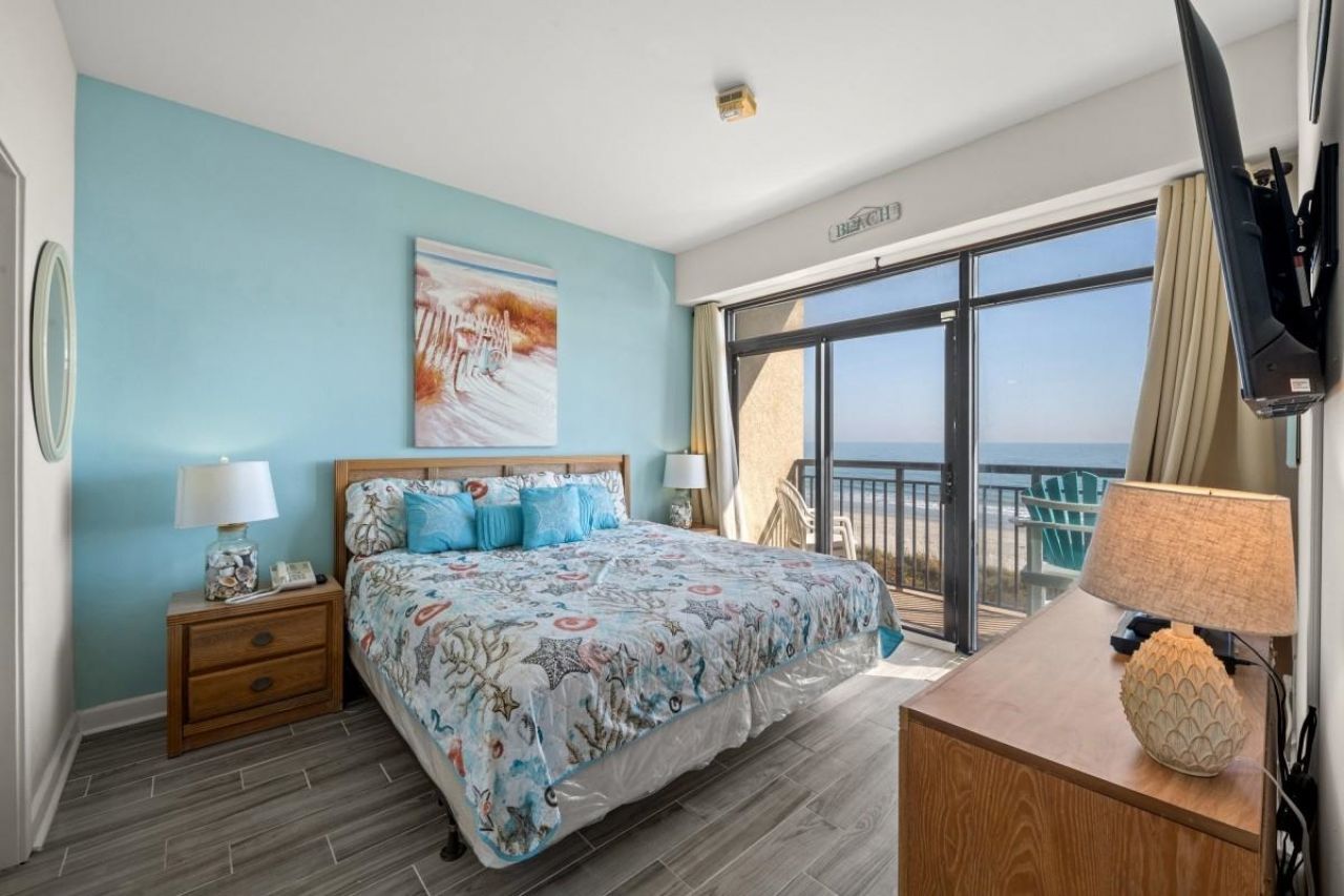 4800 S Ocean Dr.  Photo 7