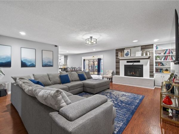 3 Cunningham Lane, Bella Vista, AR 72715