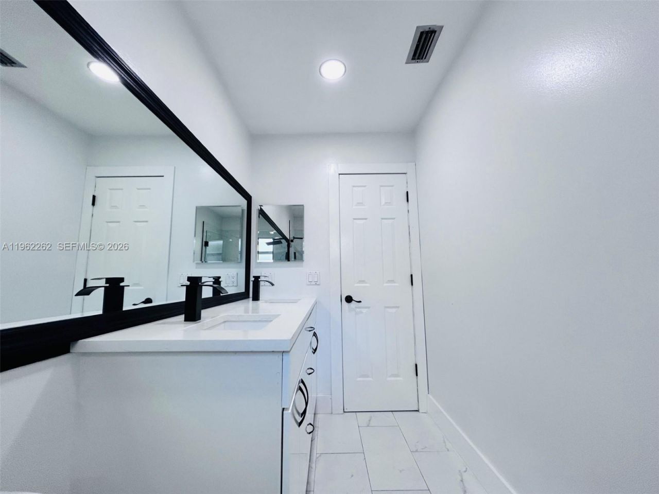 2560 Calamondin Cir , Coconut Creek, FL 33063 Photo