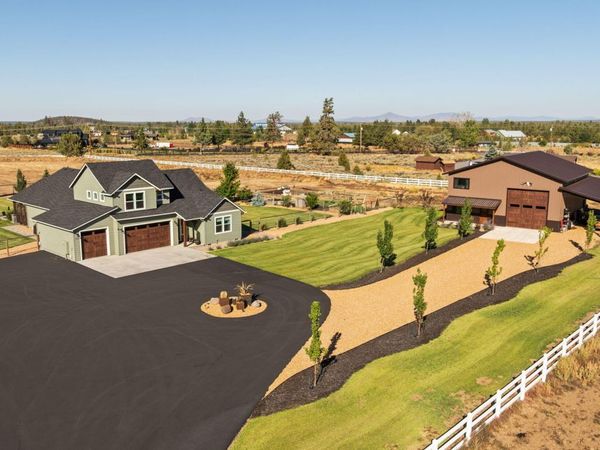 67276 Gist Road, Bend, OR 97703