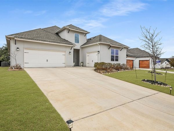 401 Trabuco BND, Liberty Hill, TX 78642