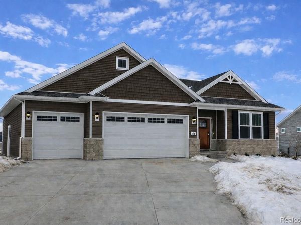 688 Round Rock (MOH63) Drive, Howell, MI 48843