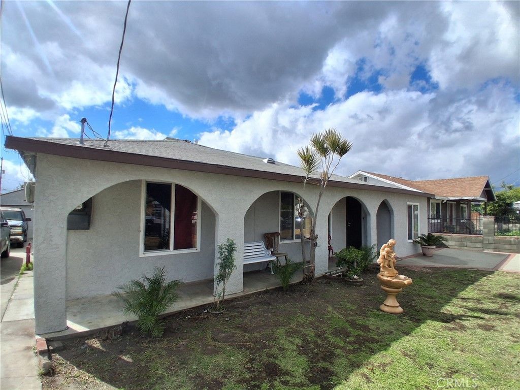 10427 Kewen, Pacoima, CA 91331 Main Photo