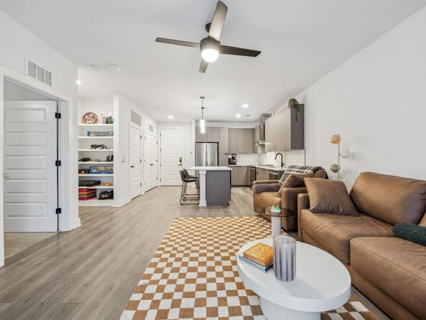 2220 Webberville RD, Unit 211, Austin, TX 78702