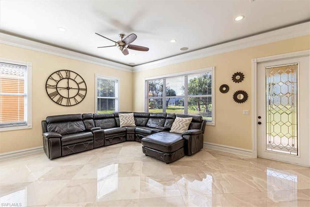 2135 Par Dr, Naples, FL 34120 Photo