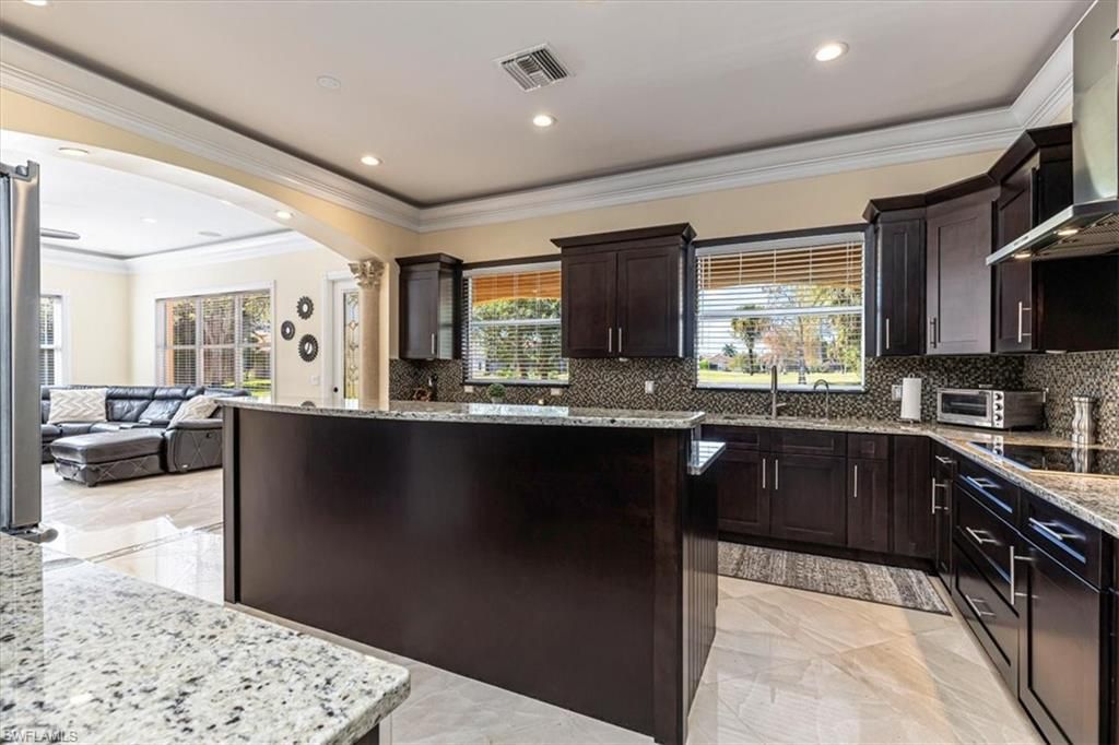 2135 Par Dr, Naples, FL 34120 Photo