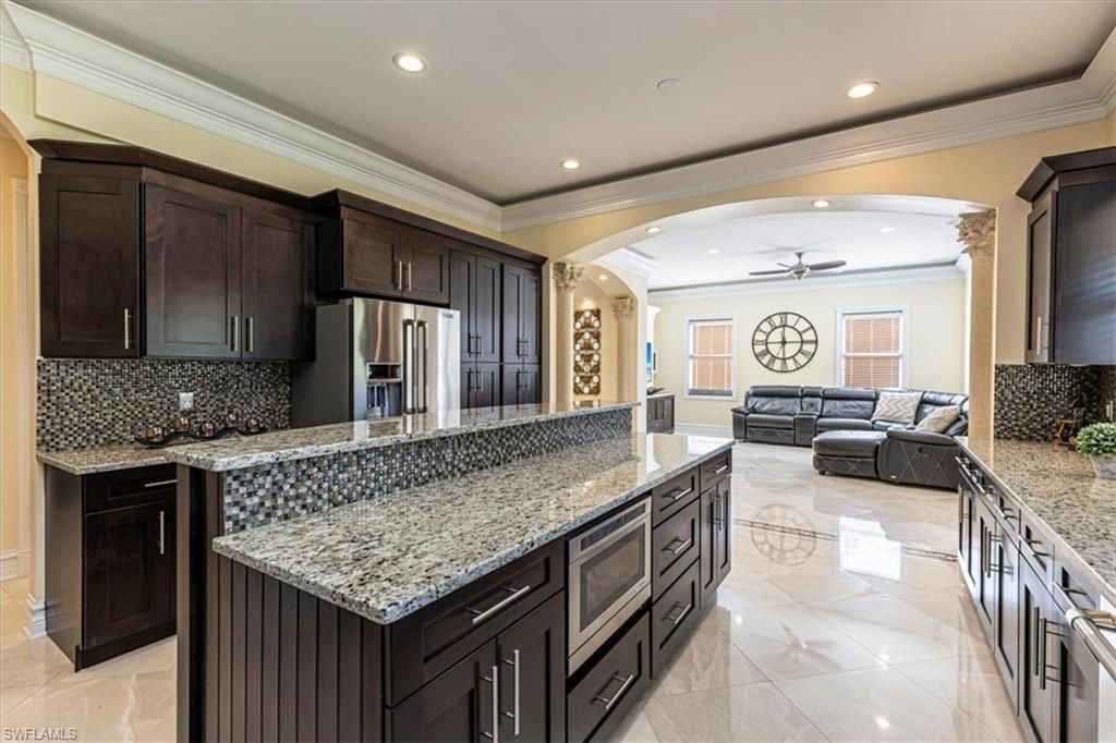 2135 Par Dr, Naples, FL 34120 Photo